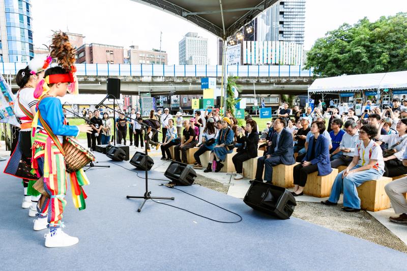 花東觀光圈10場音樂演出，邀請到來自花東在地的實力派表演團隊