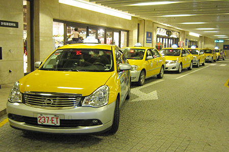 臺北市府轉運站計程車排班處